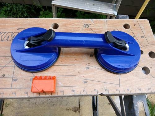 Dual suction cup - suction, pad