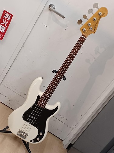 Fender pb70 70us bass - guitar,