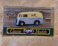 Corgi Classics 1:43 Morris J