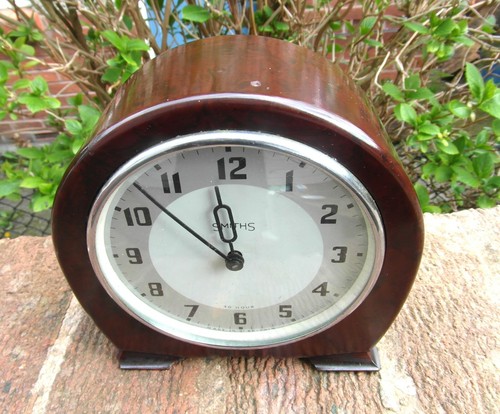 1950s smiths bakelite hour - bakelite,