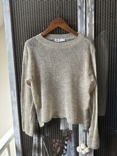 Zara Light Brown Mohair Looks