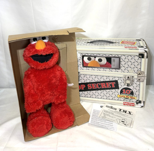 Tickle elmo top secret - top,