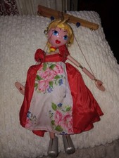 Pelham Puppets  -red