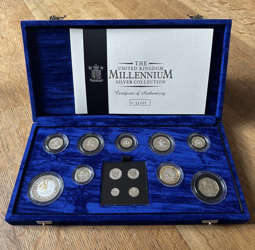 Royal mint 2000 millennium - mint,