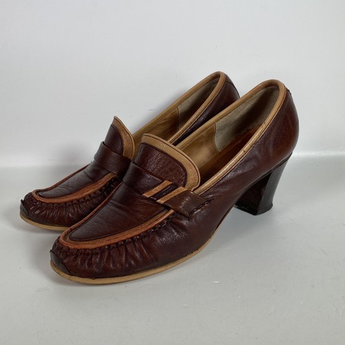 Barker vintage court shoes - vintage,