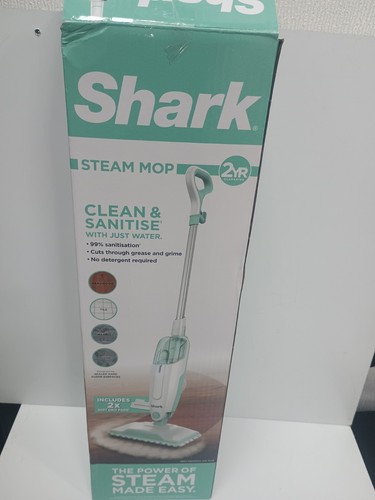 Pre owned shark classic - classic, corded