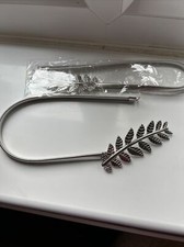 Chrome tie-backs With Chrome