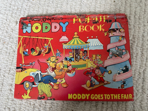 Enid blyton noddy goes - enid,