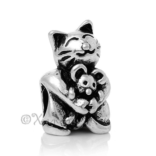 Cat and mouse european - cat,