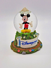 Disney Mickey Mouse Snow Globe
