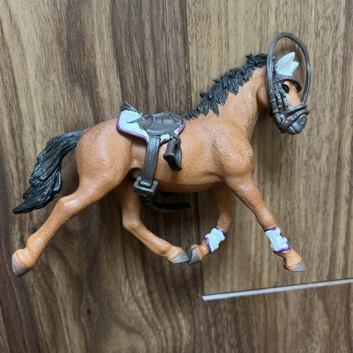 Schleich horse brown - schleich, saddle
