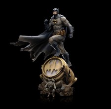 Iron Studios Batman Bruce