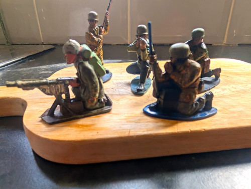 Vintage plastic toy - 5, 1/32