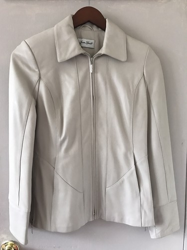 Nwt jean guise women authentic - nwt,
