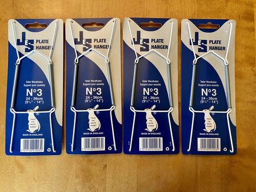 Plate hangers size to fit - ,
