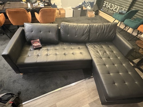 Black faux leather shape - black,