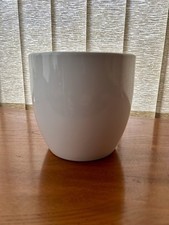 CERAMIC Plant Pot - White - Indoor use - Medium size - 16cm x 15.5cm (W) - NEW 