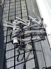 Saris Bones 3-Bike Car Rack in