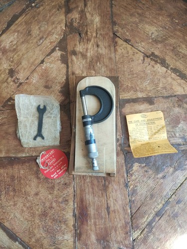 Vintage micrometer - vintage, m&w