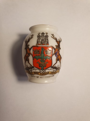 Goss crested china city - crested,