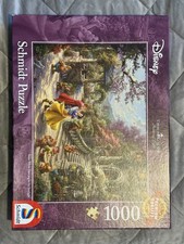 Schmidt Snow White Dancing in