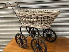 Vintage style wicker - style, dolls