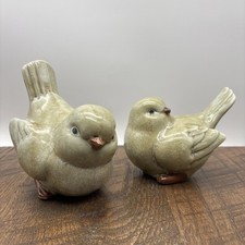 Pair of plump Mourning Doves/budgies--ceramic--nice glazing--decor