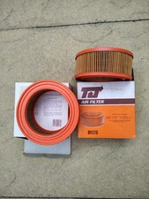 Rover SD1 2300 / 2600 Series 1 Air Filters x 2: GFE 1072 equivalent, NOS