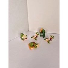 Kinder suprise vintage toys tiny terrapins and crocodiles