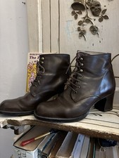 Vintage 1990s Does Victorian