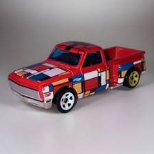 HOT WHEELS 69’ CHEVY CUSTOM PICK-UP RED “T” NICE ART CAR 2001 SEE PHOTOS 1:64 