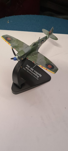 Die cast spitfire - , plane