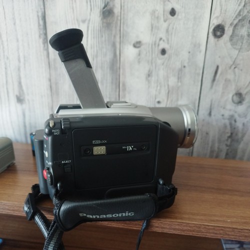 Panasonic ds37 camcorder - panasonic, nv-ds37