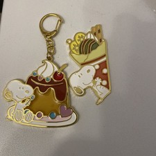 Snoopy stained glass keyholder - stained,