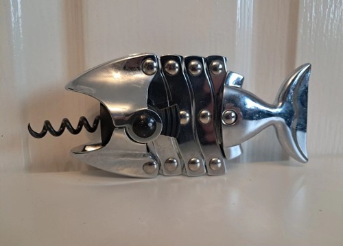 Cool quirky lazy - fish, wine