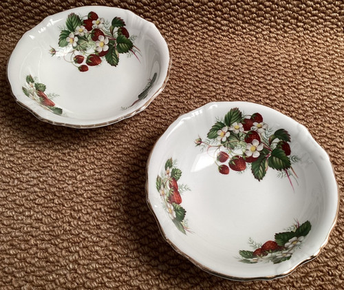 Hammersley strawberry - ~~,