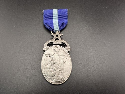 Royal masonic hospital jewel - royal,