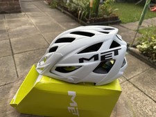 Met Terra Matt White Cycle