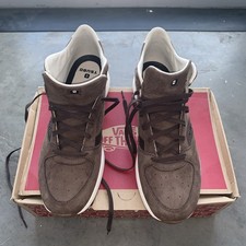 Tsubo Shinobu Mid Brown Suede