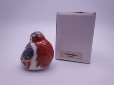 ROYAL CROWN DERBY ROBIN PAPERWEIGHT
