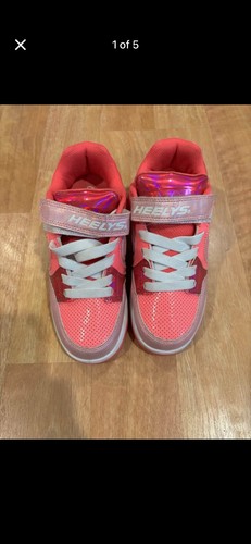 Heelys light pink shoes - up,