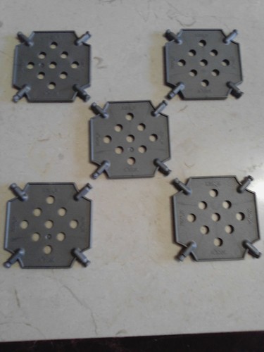 Knex spare pieces - spare, x