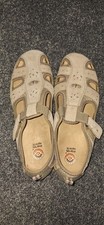 Earth Spirit Sandals SIZE 9