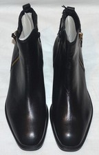 LADIES M&S GENUINE LEATHER ANKLE BOOTS SIDE ZIP SIZE 6 1/2 BLACK T027824 NEW
