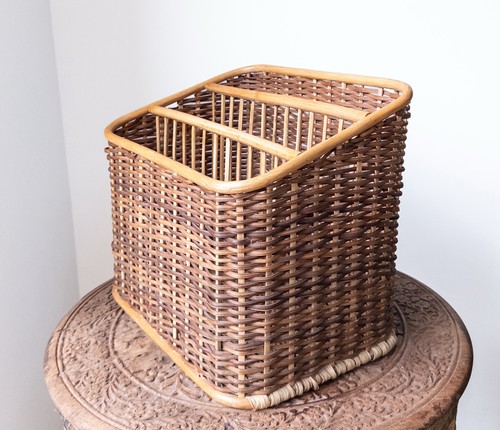 Vintage rattan magazine rack - rattan,