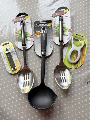 Bnwt kitchen utensil bundle - bnwt,