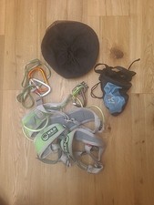 Wild Country Vision Climbing Harness & bag. Belay, Screw Gate, Bag With Chalk S