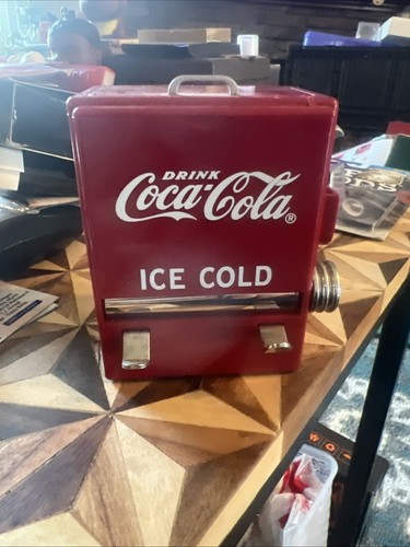 Drink coca cola vending - drink,