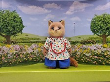 Sylvanian Families Roxy Renard Fox Mum Figure Gold Sticker