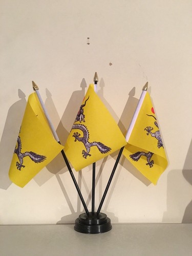 Chinese dragon table flag - table,